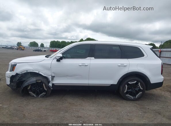 5XYP3DGC8RG482141 2024 KIA TELLURIDE White 360 interior view
