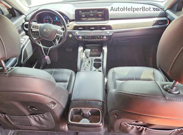 5XYP3DHC7MG169640 2021 KIA TELLURIDE Silver Vista del salpicadero