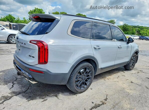 5XYP3DHC7MG169640 2021 KIA TELLURIDE Silver Trasero derecho