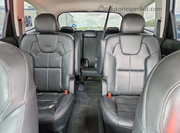 5XYP3DHC7MG169640 2021 KIA TELLURIDE Silver Vista de los asientos traseros