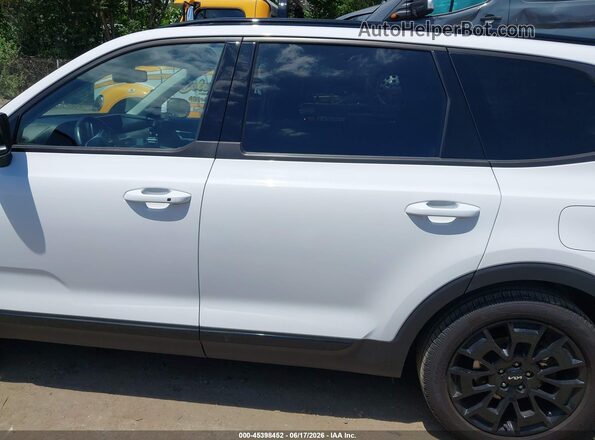 5XYP3DHCXNG261486 2022 KIA TELLURIDE White სალონის 360-გრადუსიანი ხედი