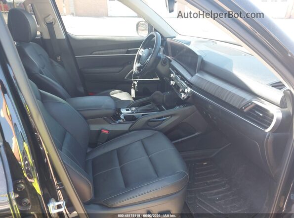 5XYP54GC4PG333510 2023 KIA TELLURIDE Черный Вид салона спереди