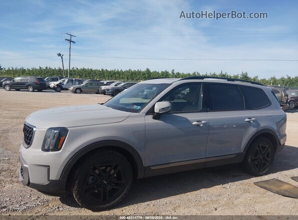 5XYP5DGC2PG375450 2023 KIA TELLURIDE Gray Widok wnętrza 360 stopni