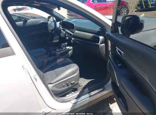 5XYP5DGC7PG322355 2023 KIA TELLURIDE Silver Front interior view