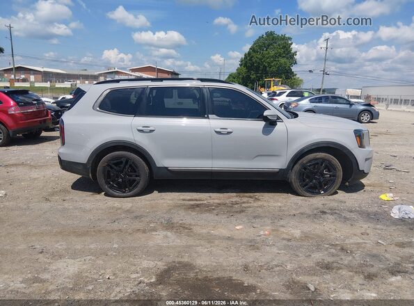 5XYP5DGC8PG337284 2023 KIA TELLURIDE Gray Rear interior view