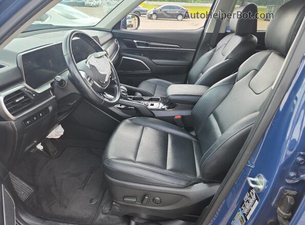 5XYP64GC3PG341952 2023 KIA TELLURIDE Blue Вид салону спереду