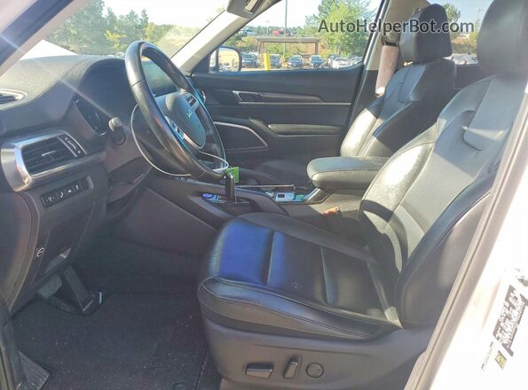 5XYP64HC7NG283758 2022 KIA TELLURIDE Белый Вид салона спереди