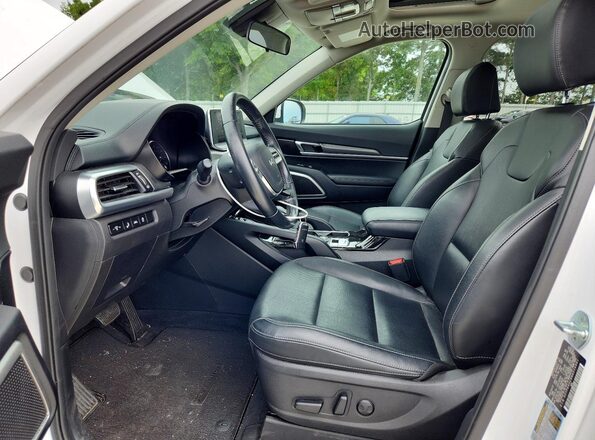5XYP64HC8NG316881 2022 KIA TELLURIDE White Вид салону спереду