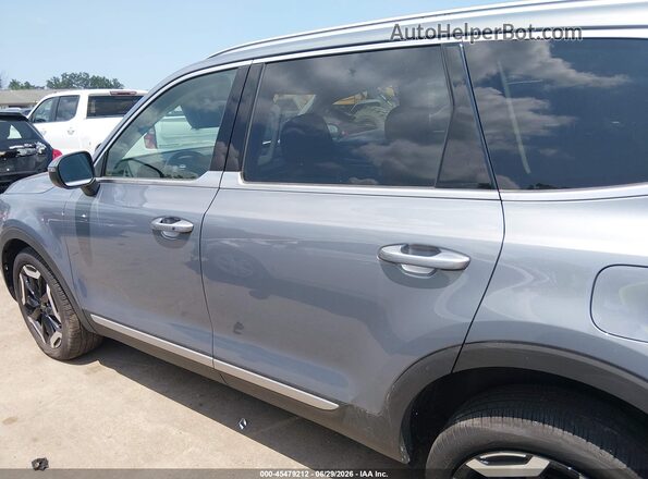 5XYP6DGC4SG569905 2025 KIA TELLURIDE Silver Вид задньої частини салону