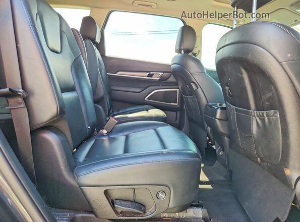 5XYP6DHC0MG124966 2021 KIA TELLURIDE Gray Rear interior view
