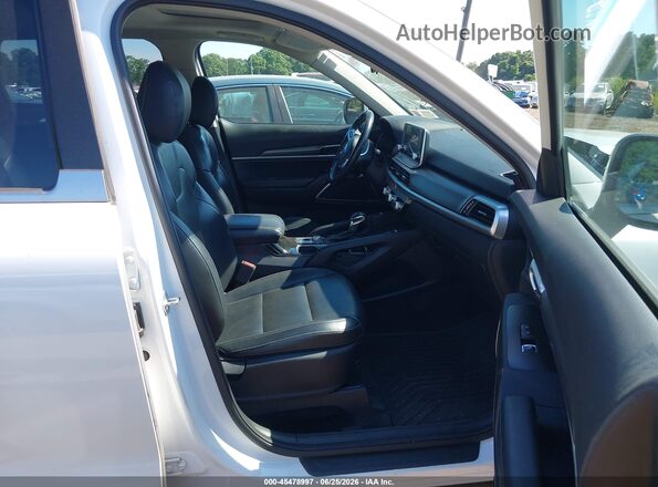 5XYP6DHC1LG040797 2020 KIA TELLURIDE White Front interior view