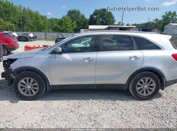 5XYPG4A30GG081273 2016 KIA SORENTO Серебряный Панорамный вид салона 360°