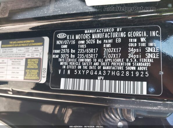 5XYPG4A37HG281925 2017 KIA SORENTO Black Vista del compartimento del motor