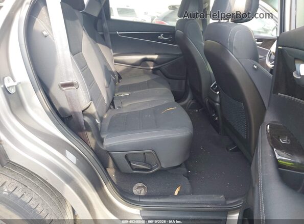 5XYPG4A38GG061675 2016 KIA SORENTO Gray Widok naklejki z numerem VIN