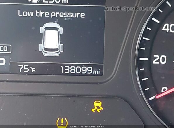 5XYPG4A38KG562218 2019 KIA SORENTO Silver 
