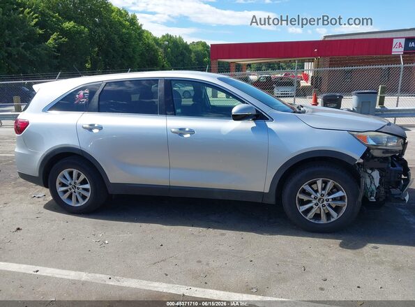 5XYPG4A38KG562218 2019 KIA SORENTO Silver Widok wnętrza 360 stopni