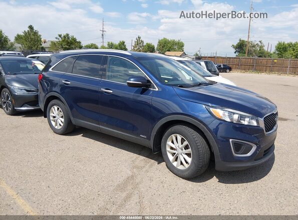 5XYPGDA31HG334702 2017 KIA SORENTO Dark Blue Вид задней части салона