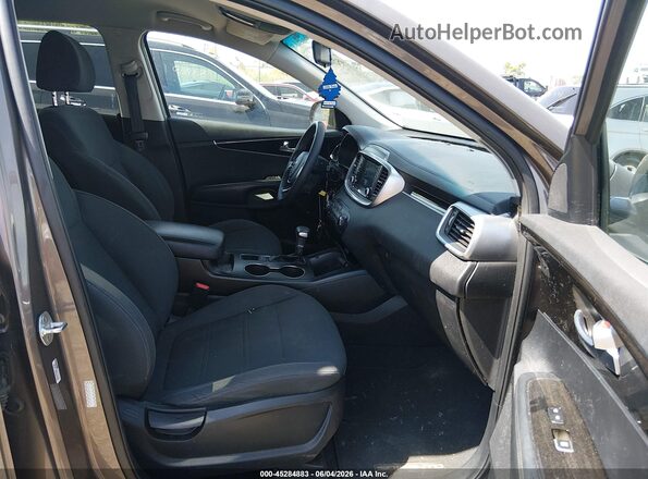 5XYPGDA31LG646222 2020 KIA SORENTO Серый Вид салона спереди