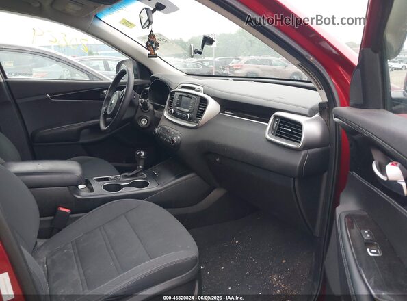 5XYPGDA33GG080098 2016 KIA SORENTO Burgundy Front interior view