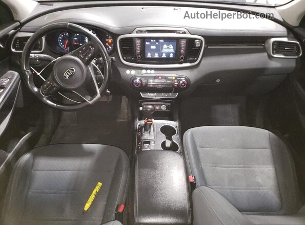 5XYPGDA34HG246677 2017 KIA SORENTO White 