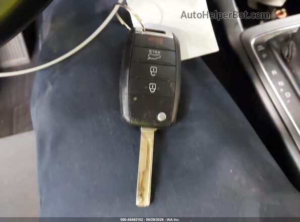 5XYPGDA37GG025055 2016 KIA SORENTO Purple Առջևի վահանակի տեսք