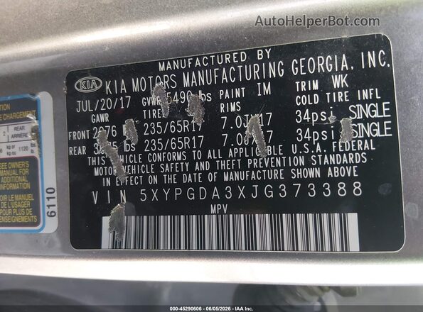 5XYPGDA3XJG373388 2018 KIA SORENTO Gray Vista del compartimento del motor