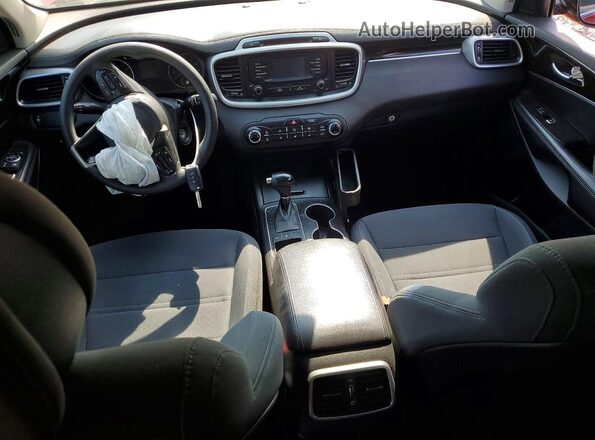 5XYPGDA52HG197058 2017 KIA SORENTO Burgundy Вид панелі приладів