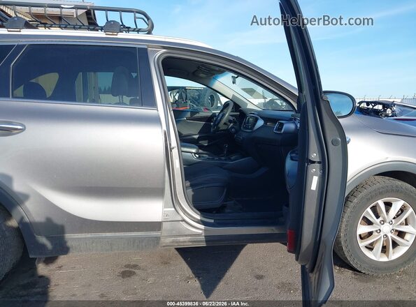 5XYPGDA53HG217544 2017 KIA SORENTO Gray წინა სალონის ხედი