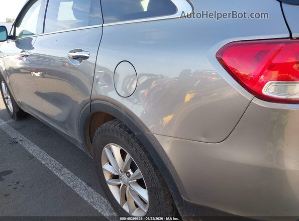 5XYPGDA53HG217544 2017 KIA SORENTO Gray 