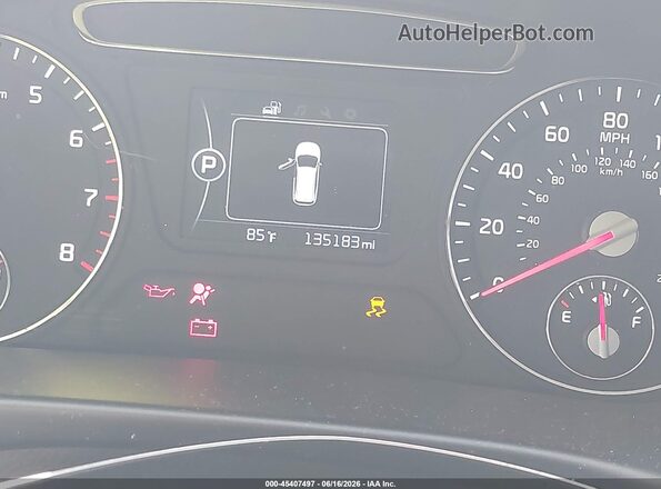 5XYPGDA54GG172001 2016 KIA SORENTO White 