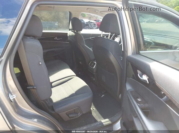 5XYPGDA54JG368205 2018 KIA SORENTO Gray Вид наклейки з VIN-кодом