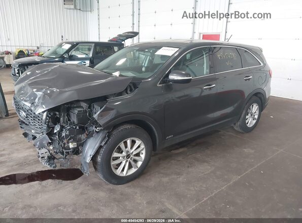 5XYPGDA55KG483526 2019 KIA SORENTO Gray Vista tres cuartos delantera izquierda
