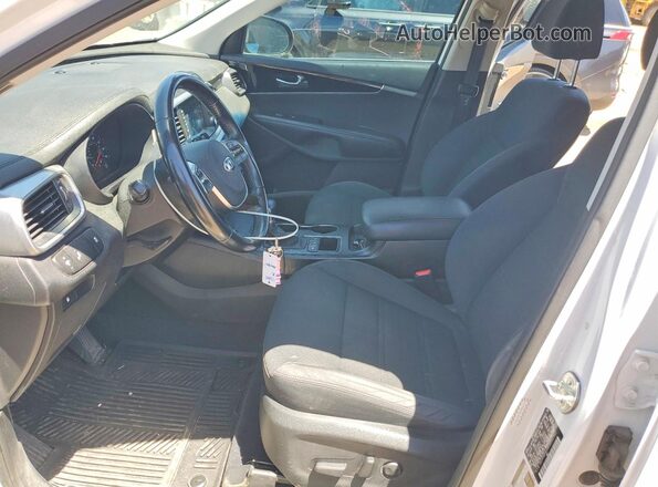 5XYPGDA55LG693982 2020 KIA SORENTO White Front interior view