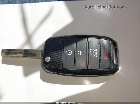5XYPGDA56GG163185 2016 KIA SORENTO Silver Vista del salpicadero