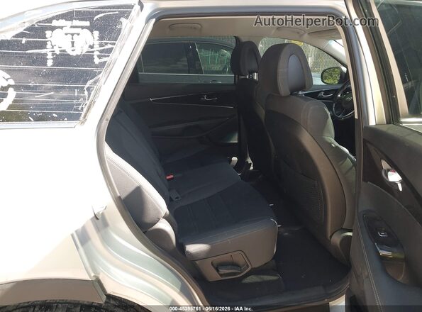 5XYPGDA56GG163185 2016 KIA SORENTO Silver Vista de la etiqueta del VIN