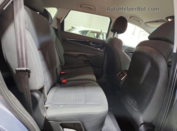 5XYPGDA56LG664166 2020 KIA SORENTO Silver უკანა სალონის ხედი