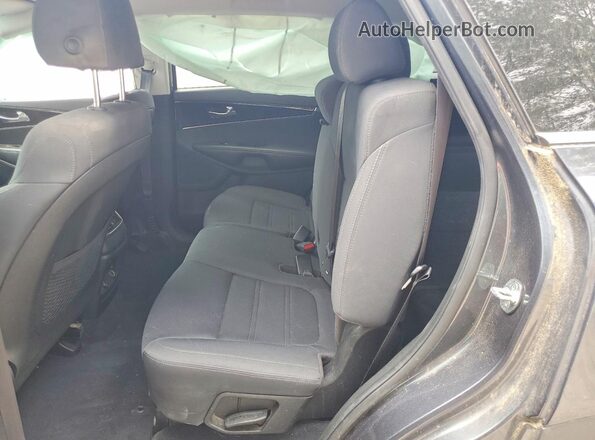5XYPGDA56LG681680 2020 KIA SORENTO Gray Widok tylnych siedzeń