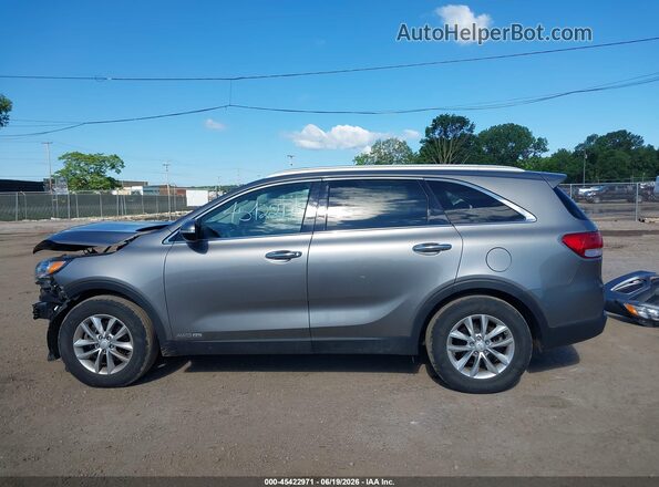 5XYPGDA58HG327439 2017 KIA SORENTO Gray 