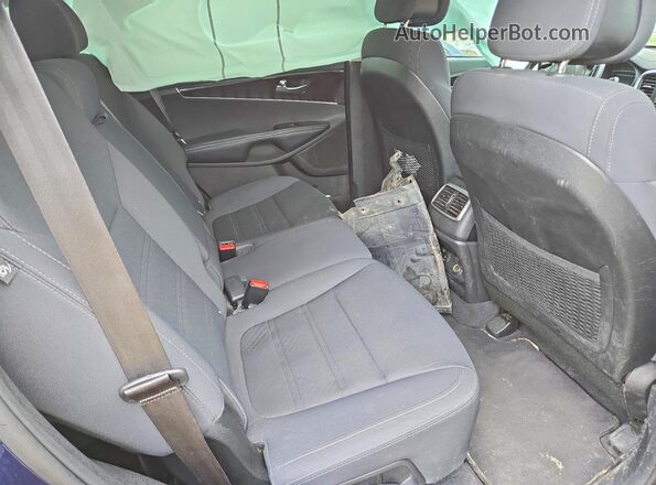 5XYPGDA59GG186881 2016 KIA SORENTO Blue Vista interior trasera