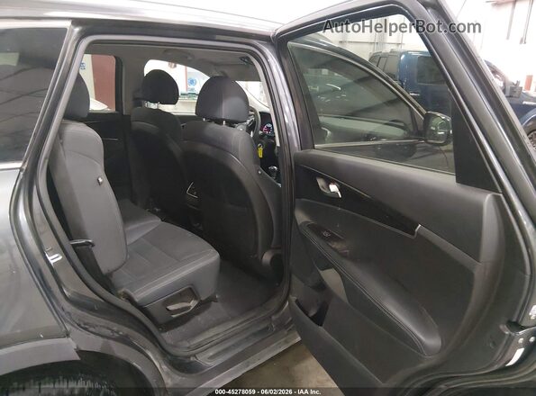 5XYPGDA5XJG367463 2018 KIA SORENTO Gray VIN sticker view