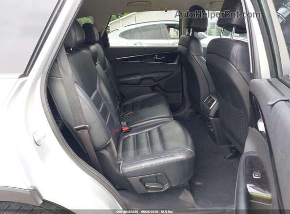 5XYPH4A58HG315501 2017 KIA SORENTO Silver Widok naklejki z numerem VIN