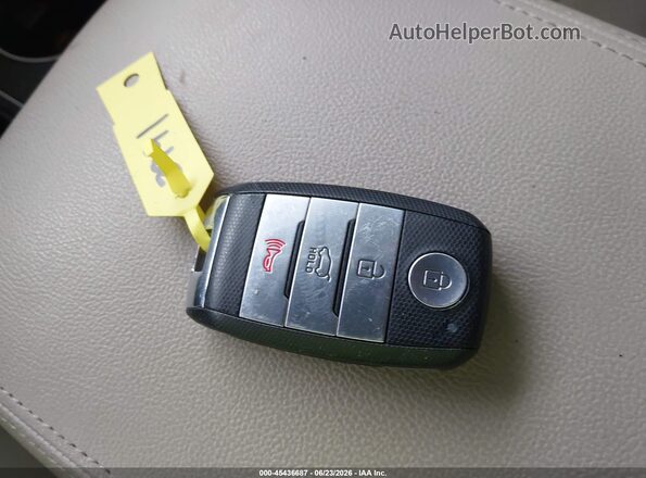 5XYPHDA51HG322211 2017 KIA SORENTO Burgundy Widok deski rozdzielczej