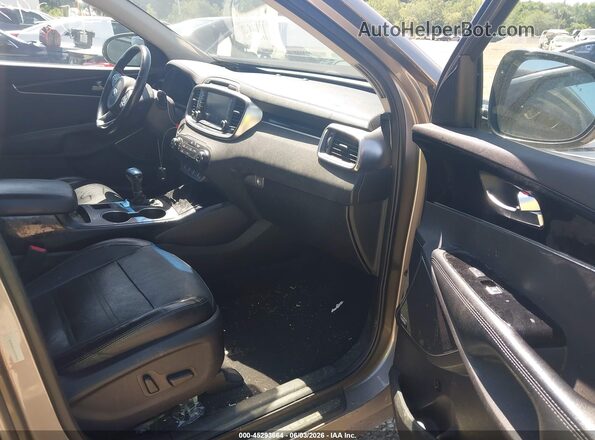 5XYPKDA51GG099264 2016 KIA SORENTO Silver 