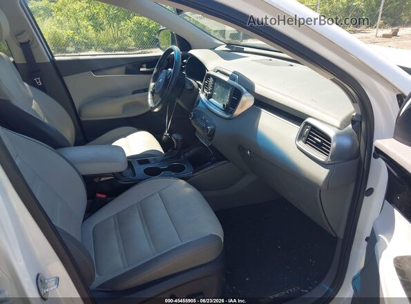 5XYPKDA52JG413348 2018 KIA SORENTO White Вид салону спереду