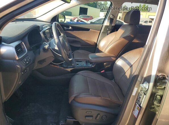 5XYPKDA52KG500636 2019 KIA SORENTO Желто-коричневый Вид салона спереди