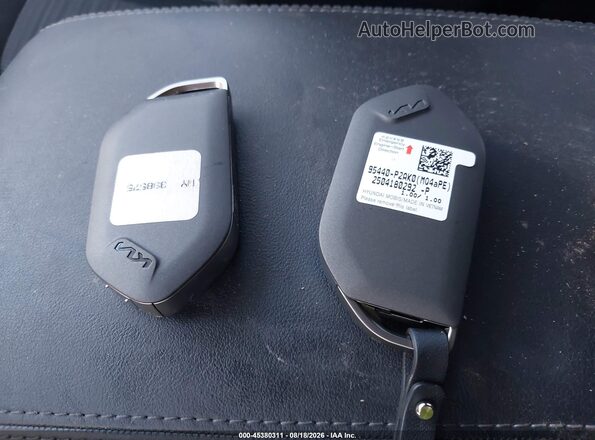 5XYRG4JCXSG398575 2025 KIA SORENTO White Widok deski rozdzielczej