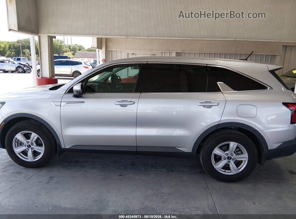 5XYRG4LC0NG110791 2022 KIA SORENTO Silver Սալոնի 360 աստիճան տեսք