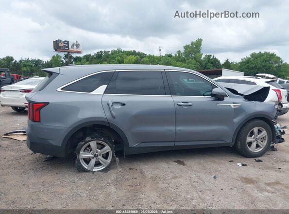 5XYRG4LC3PG245394 2023 KIA SORENTO Gray Vista interior trasera
