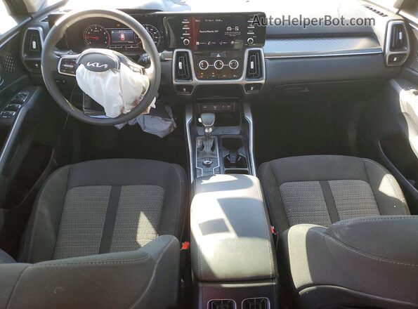 5XYRG4LC4PG198800 2023 KIA SORENTO Black Vista del salpicadero