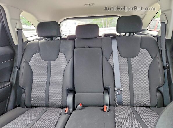 5XYRG4LC4PG201372 2023 KIA SORENTO Черный Вид задних сидений
